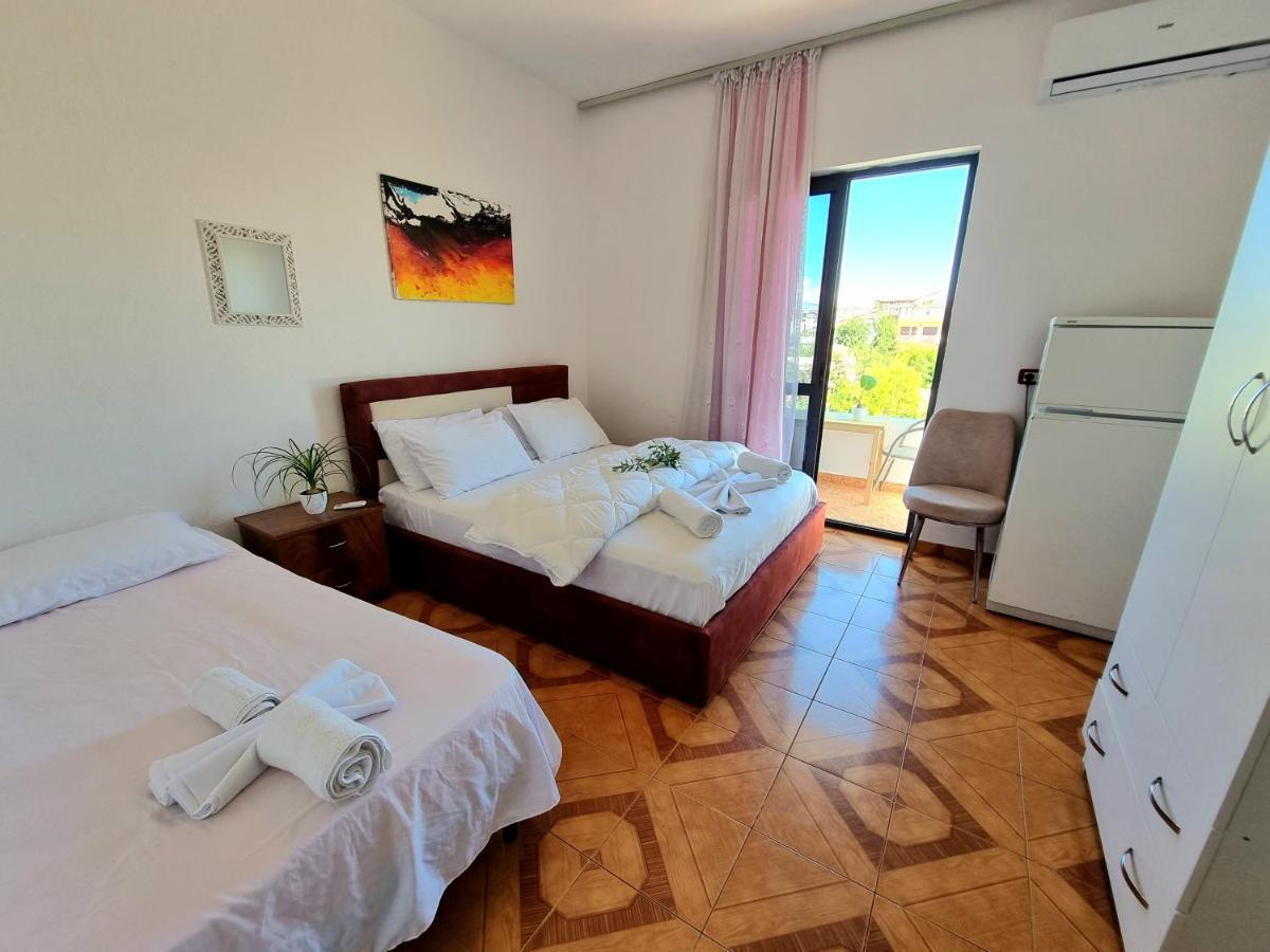 Guest House Vila Elezi Durrës Exteriér fotografie