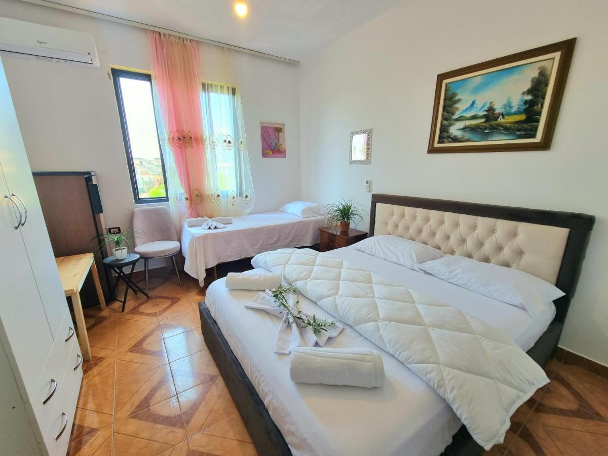 Guest House Vila Elezi Durrës Exteriér fotografie